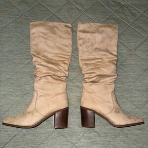 Women's Tan Suede Heeled Boots